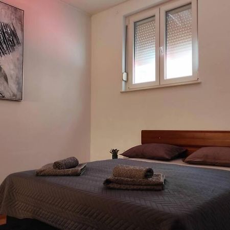 Spacious Apartment Near City Center And The Beach Split Exterior foto