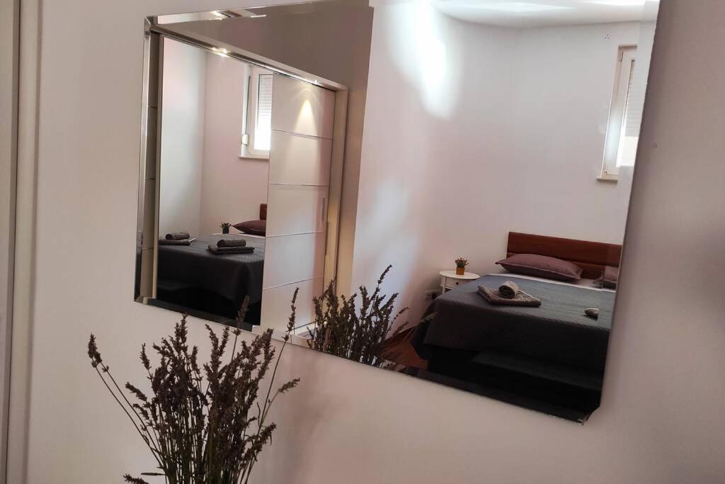 Spacious Apartment Near City Center And The Beach Split Exterior foto