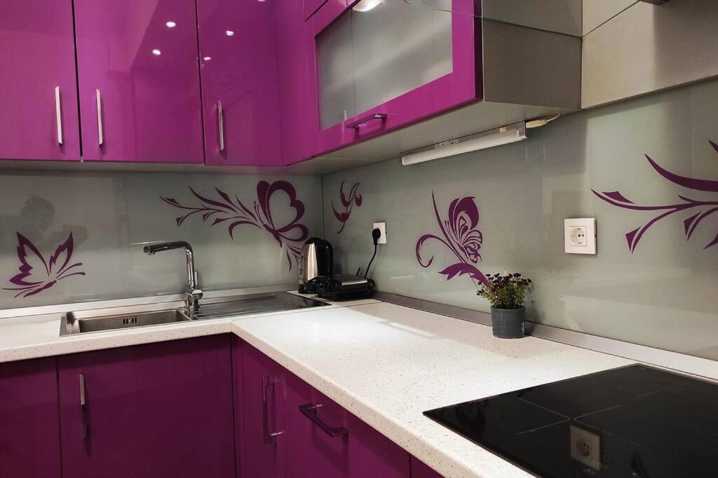 Spacious Apartment Near City Center And The Beach Split Exterior foto